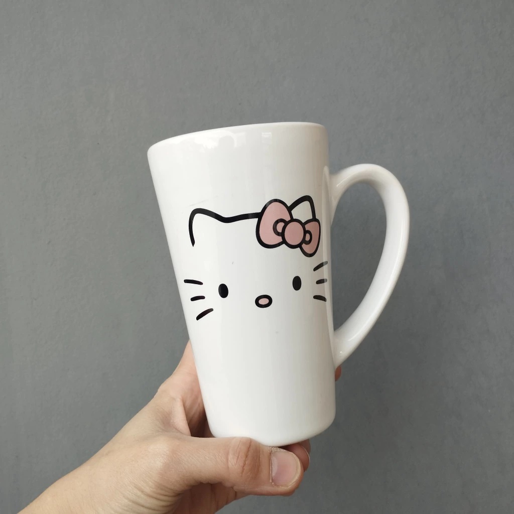 TAZA ALTA - HELLO KITTY